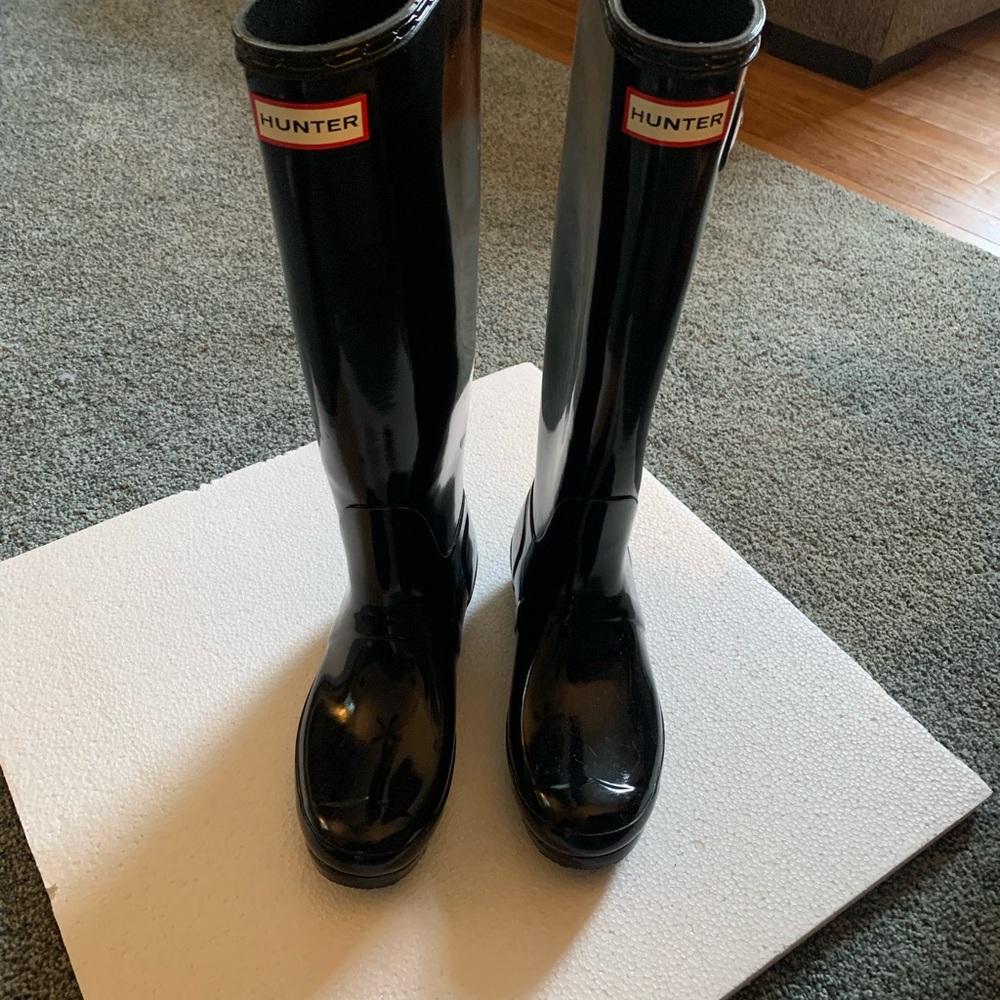 Hunter Glossy Black Rain Boots